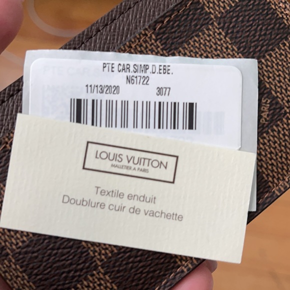 Louis Vuitton authentic card holder never used - Picture 5 of 5